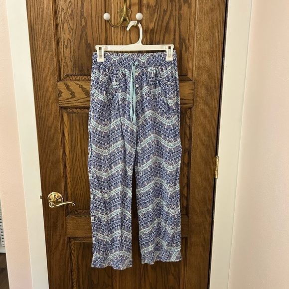 Victoria's Secret Other - Victoria’s Secret Blue Purple and White Patterned Drawstring Pajama Pants XS